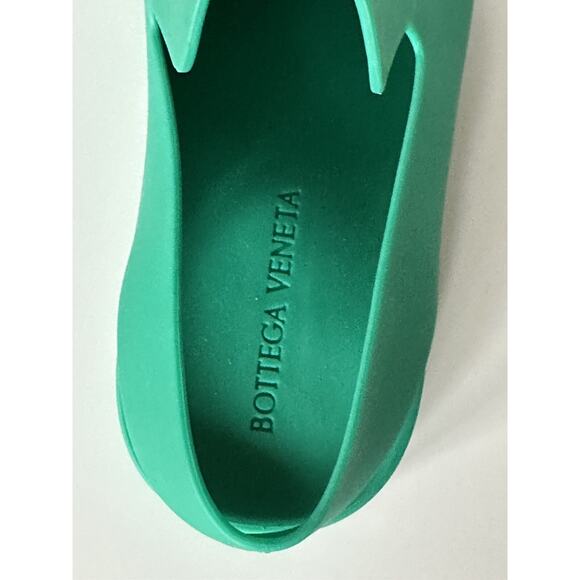 Bottega Veneta Matt Rubber Turquoise Sandals 8 US (41 Euro) 658767 IT NIB $600 main image 4